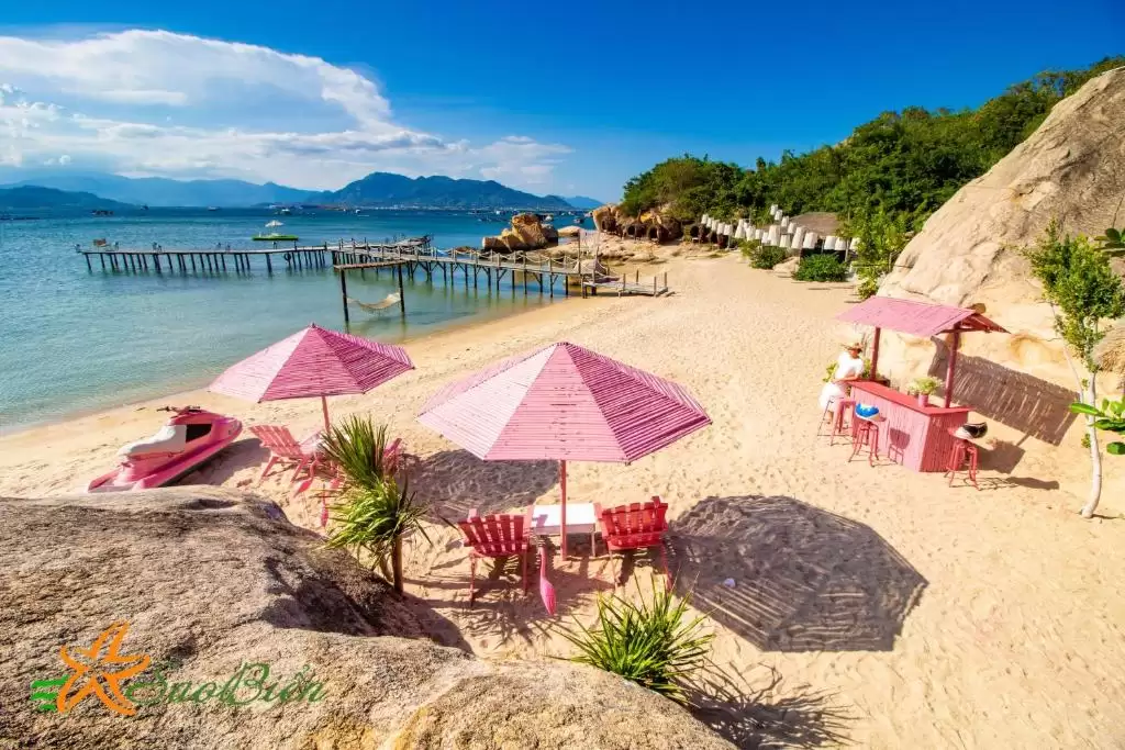Taxi Cam Ranh đi Thuận Bắc