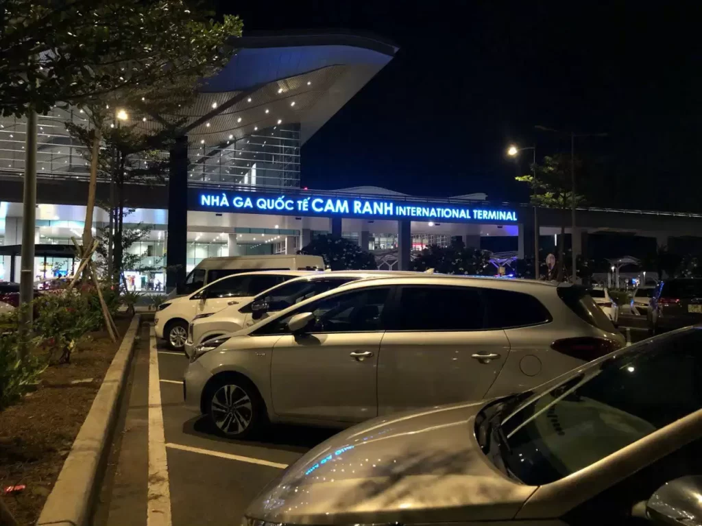Taxi Cam Ranh đi Thuận Nam